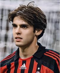 野茂英雄在堪萨斯皇家队继续其执着的投球梦，展现老将坚韧